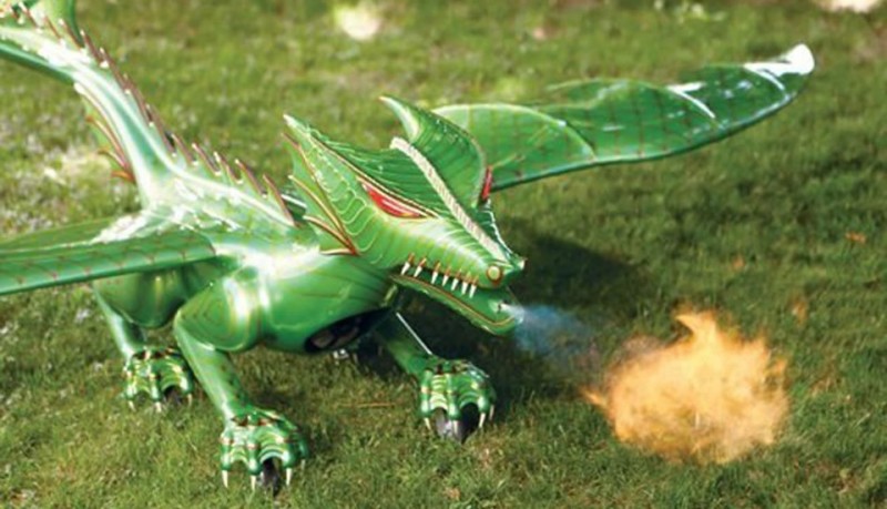 Dragón volador a control remoto