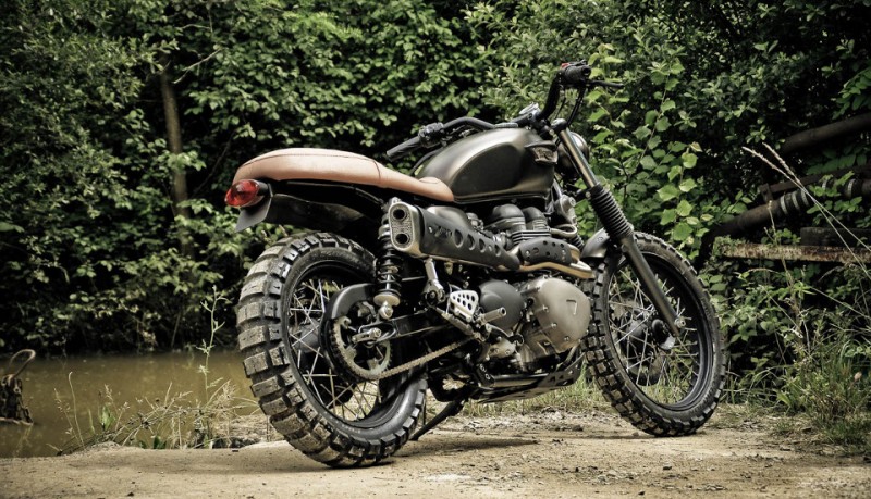 triumph scrambler fcr