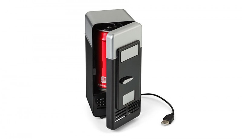 USB termoeléctrico enfría y calienta